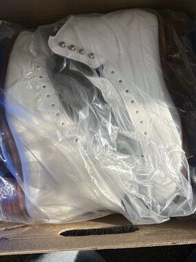 New In Box - Brand New Riedell 223 Stride Leather Figure Skates Size 10.5 Narrow